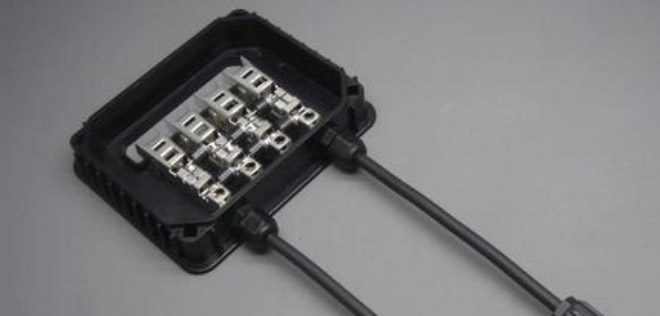 Structure of solar junction box